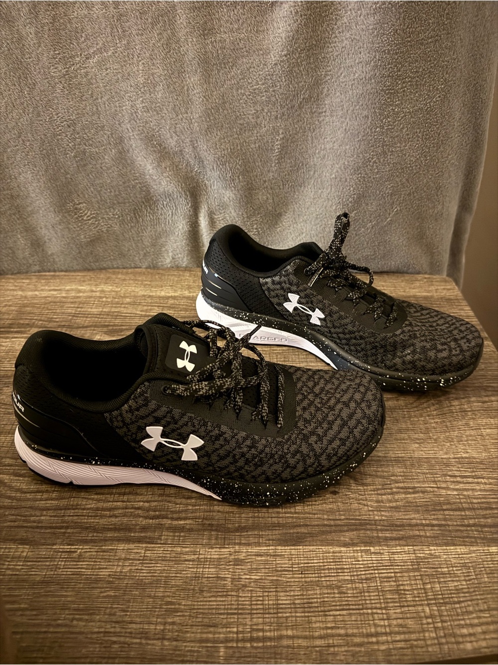 Under Armour Charged Women's Athletic Running Shoes